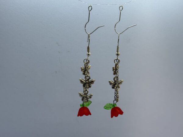 Oorbellen 3 vlinders silver bloemetje rood