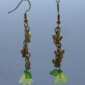 Oorbellen 3 vlinders goud bloemetje geel