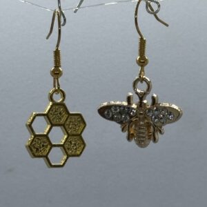 Oorbellen goud bijtje bijenraat heel goud