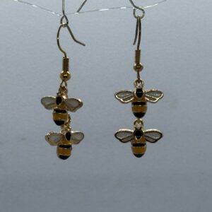 Oorbellen goud bijtje samen